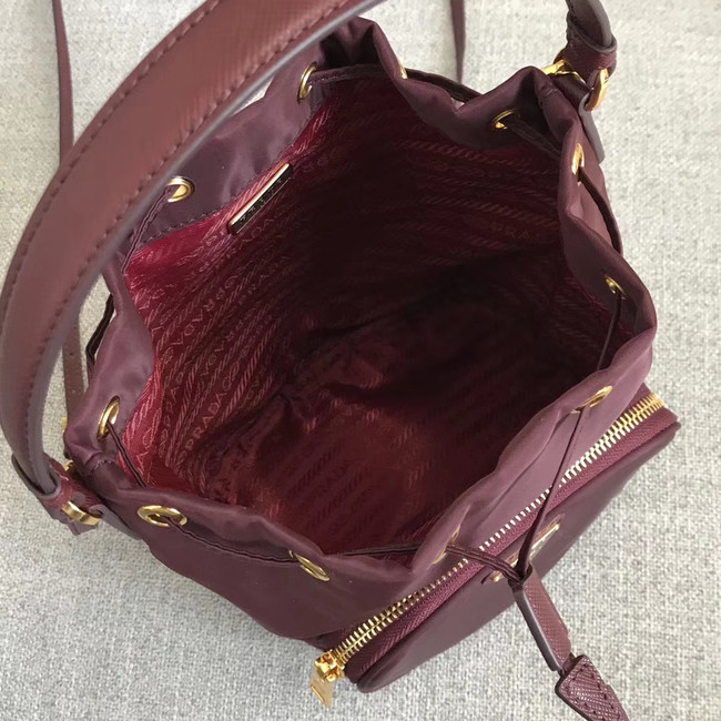 Prada Re-Edition nylon Tote bag 81166 Burgundy