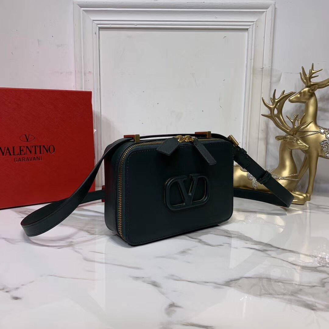 VALENTINO Origianl leather shoulder bag V0020 Blackish green