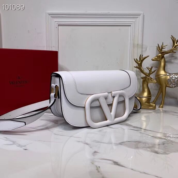 VALENTINO Origianl leather shoulder bag V0030A white