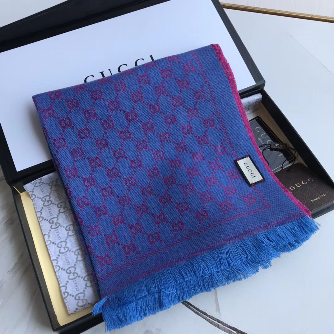 Gucci OBLIQUE STOLE IN WOOL AND CASHMERE GG55620 blue