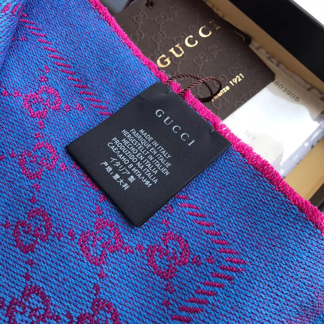 Gucci OBLIQUE STOLE IN WOOL AND CASHMERE GG55620 blue