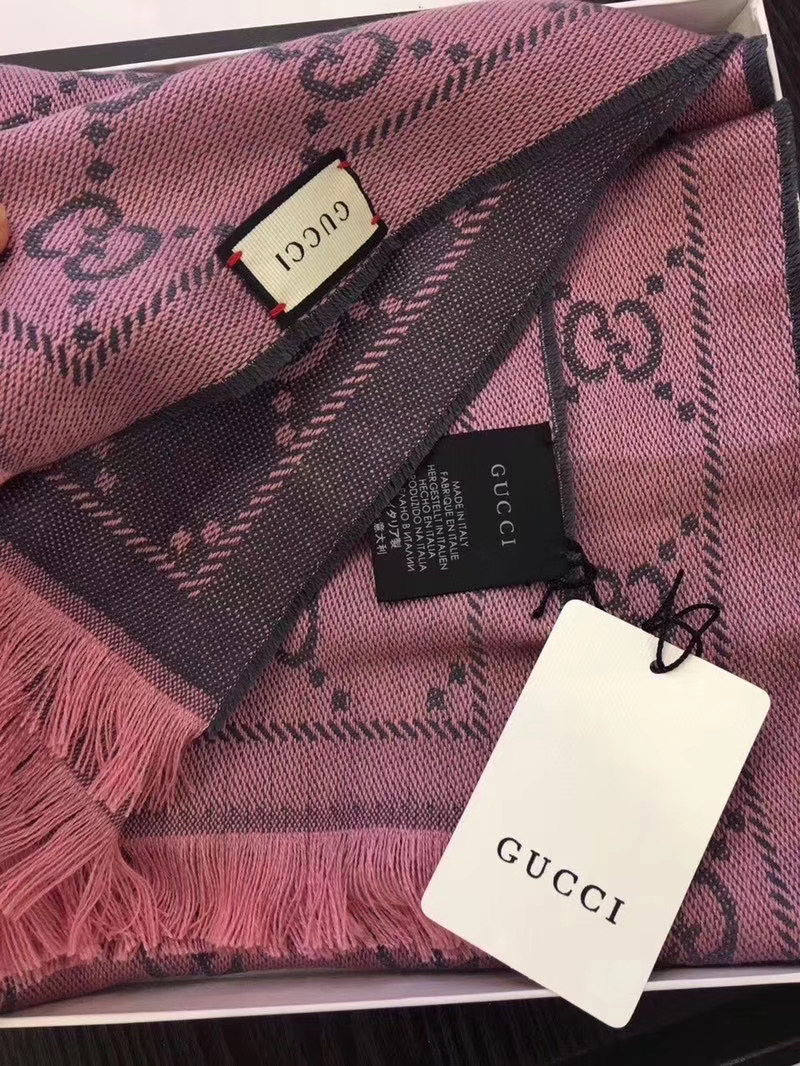 Gucci OBLIQUE STOLE IN WOOL AND CASHMERE GG55620 purple