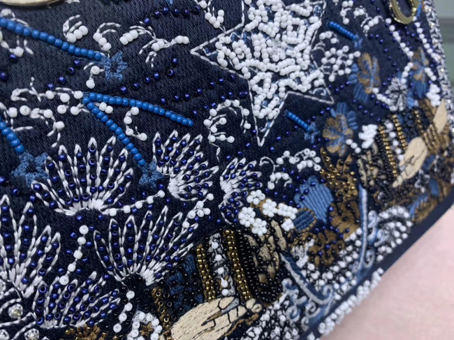 LADY DIOR embroidered cattle leather M0565-1