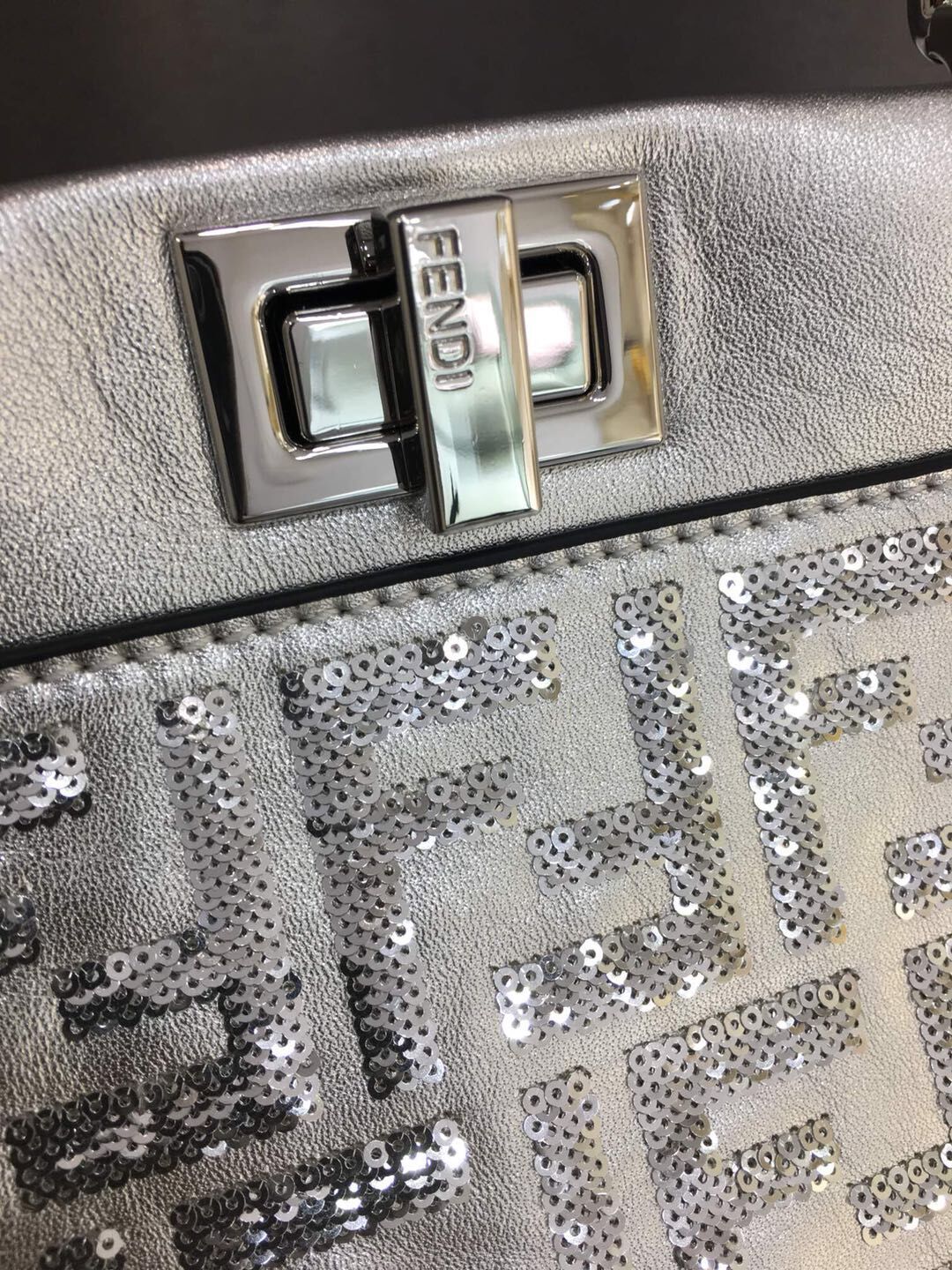 Fendi PEEKABOO ICONIC MEDIUM Silver leather bag 8BN290