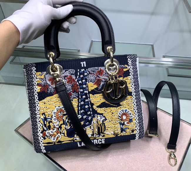 LADY DIOR embroidered cattle leather M0565-3