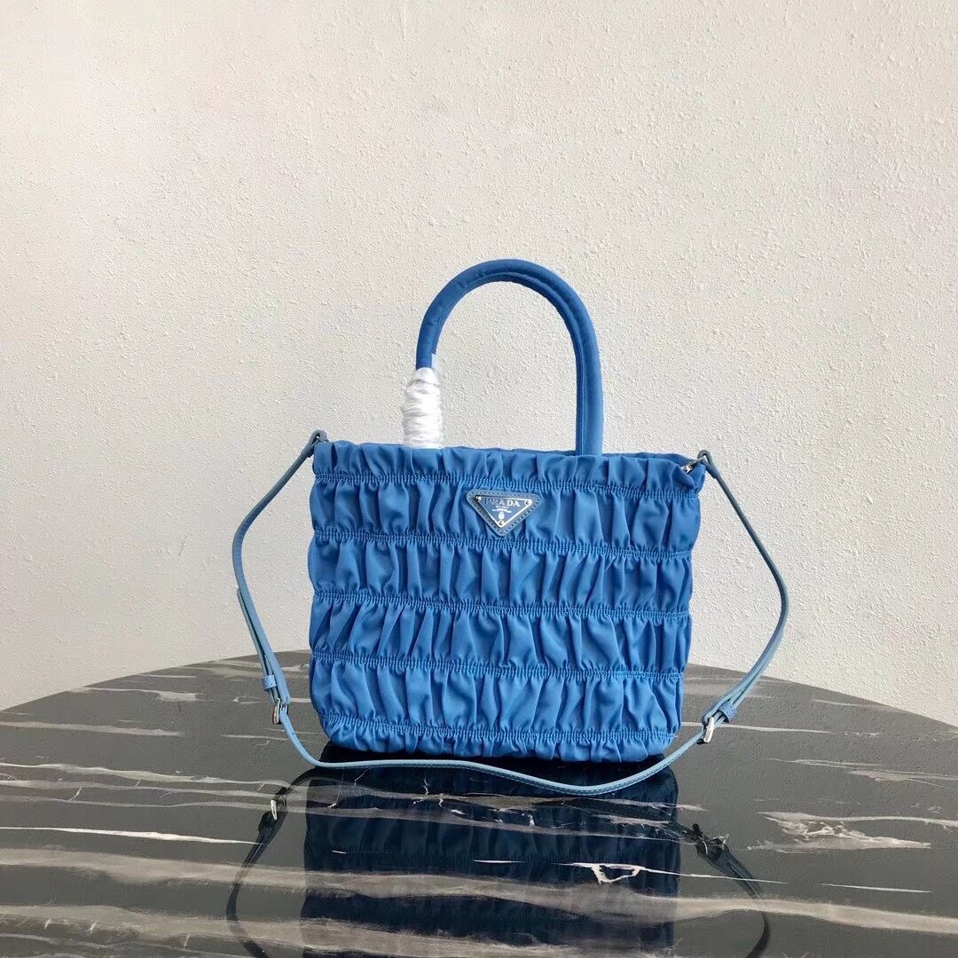 Prada Re-Edition nylon Tote bag 1BG321 light blue