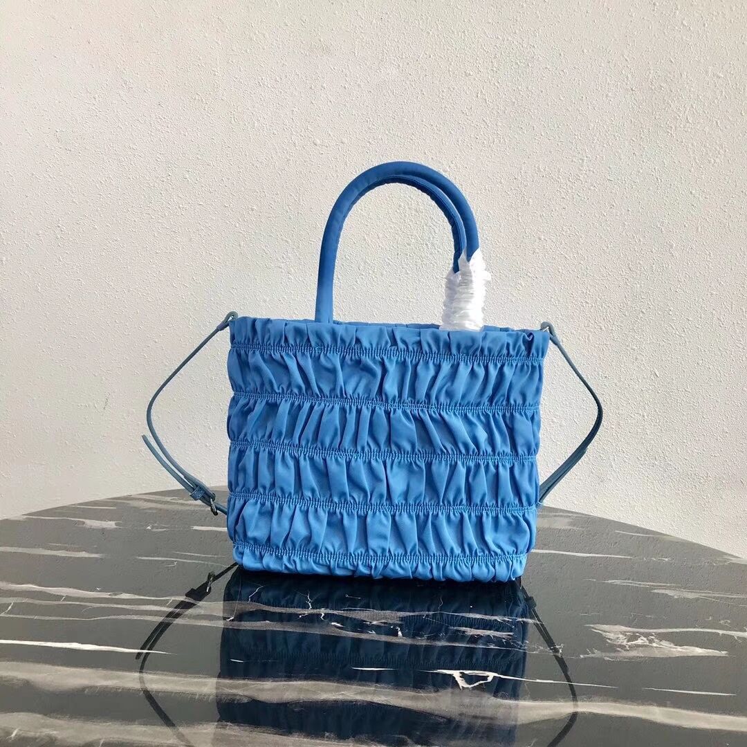 Prada Re-Edition nylon Tote bag 1BG321 light blue