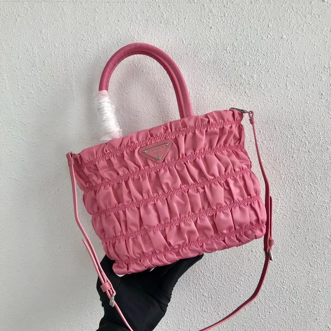 Prada Re-Edition nylon Tote bag 1BG321 pink