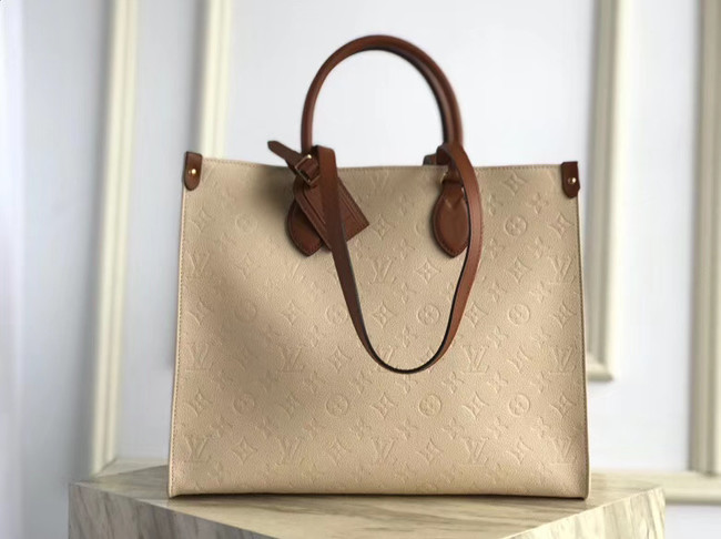 Louis Vuitton ONTHEGO M44578 Cream