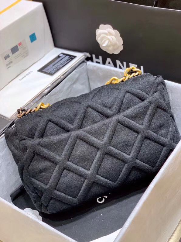 CHANEL 19 Flap Bag AS1160 AS1161 AS1162 Black