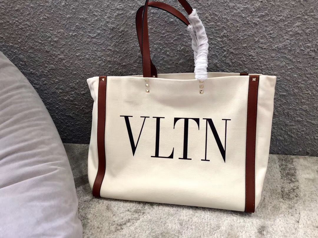 VALENTINO Rockstud Canvas Shopping Bag V0978 Wihte&Wine