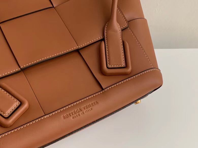 Bottega Veneta Original Weave Leather Arco Top Handle Bag 70013 Brown