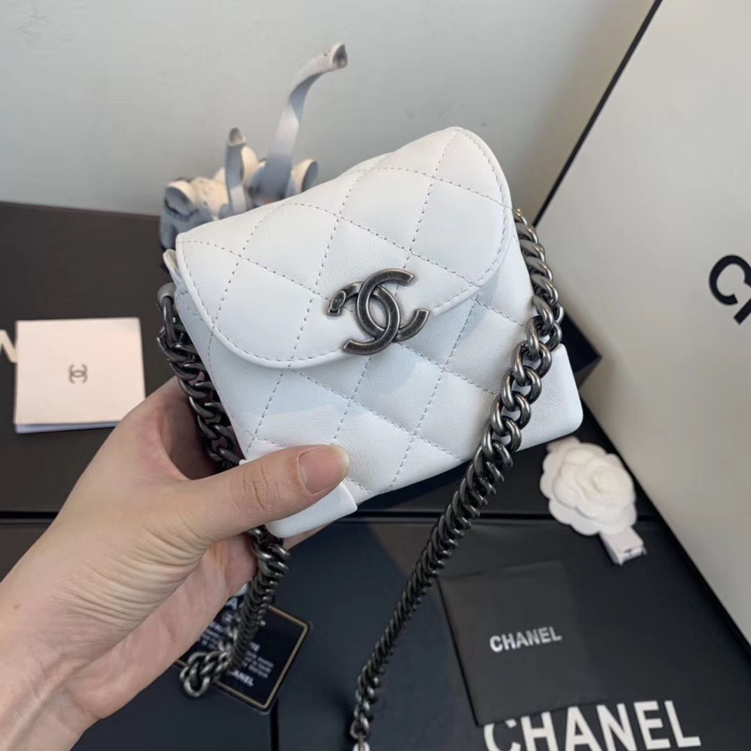 CHANEL 2020 New Style Original Leather Ball Grain Bag AS1169 Silver