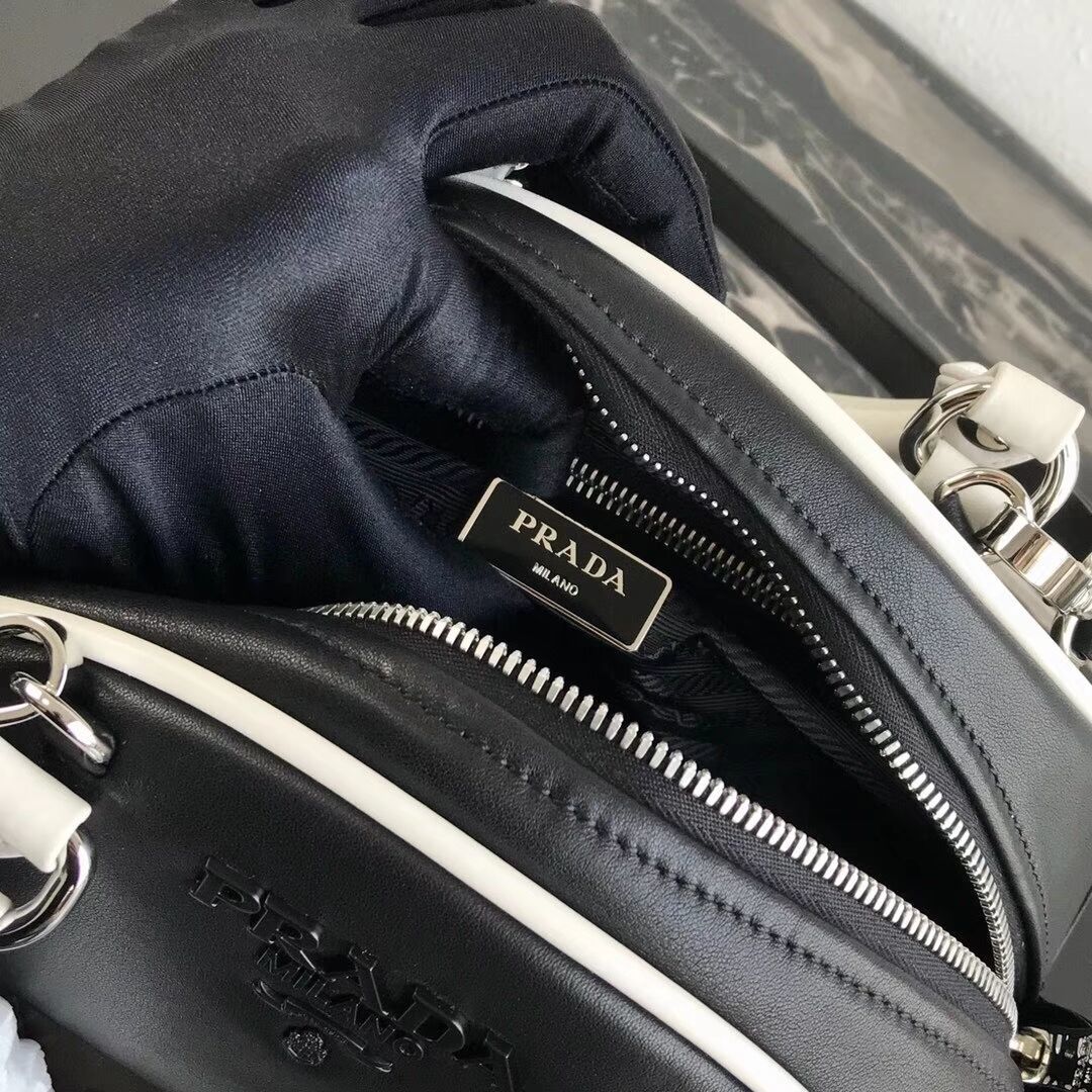 Prada Calf skin tote 1BD071 black&white