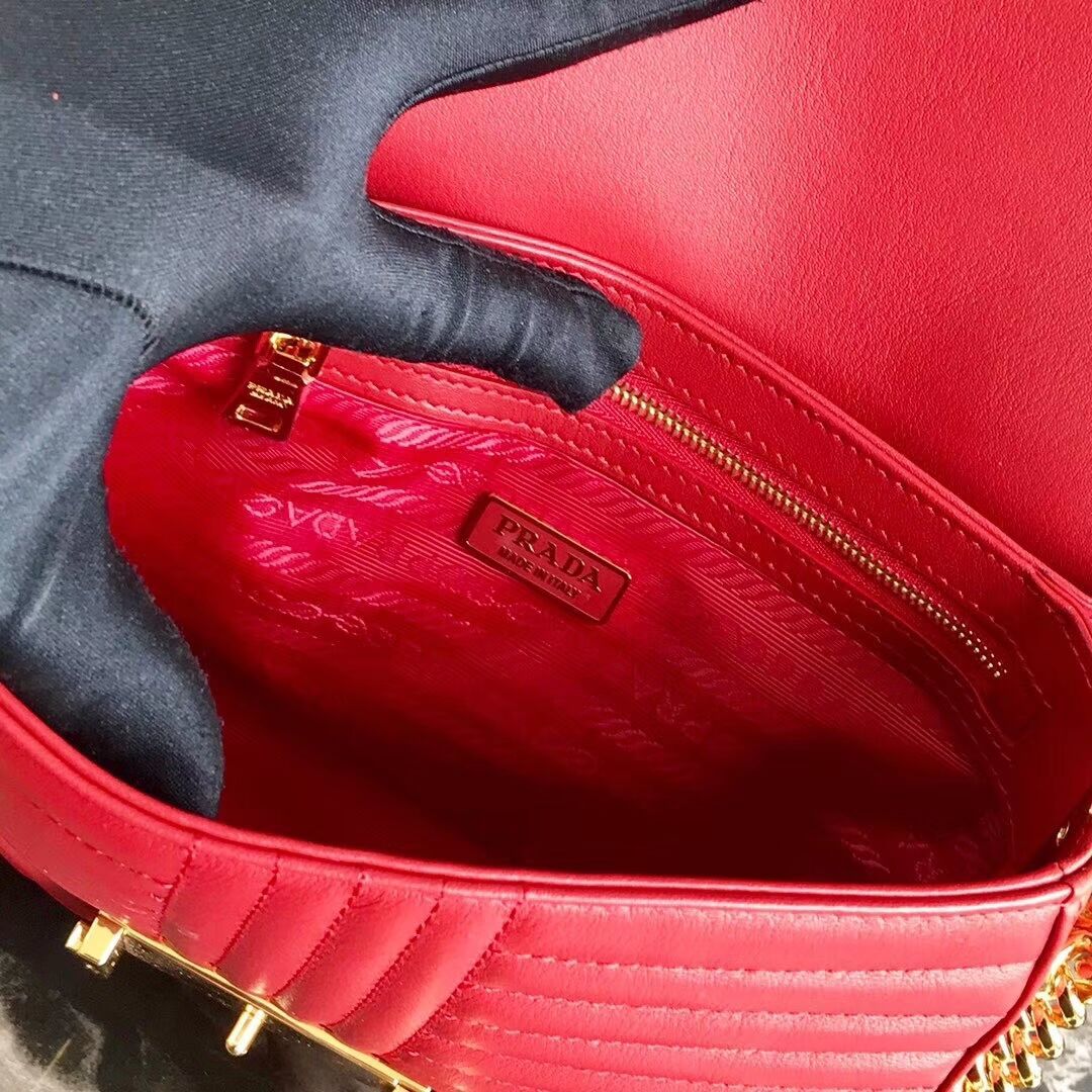 Prada Diagramme leather shoulder bag 1BD217 red