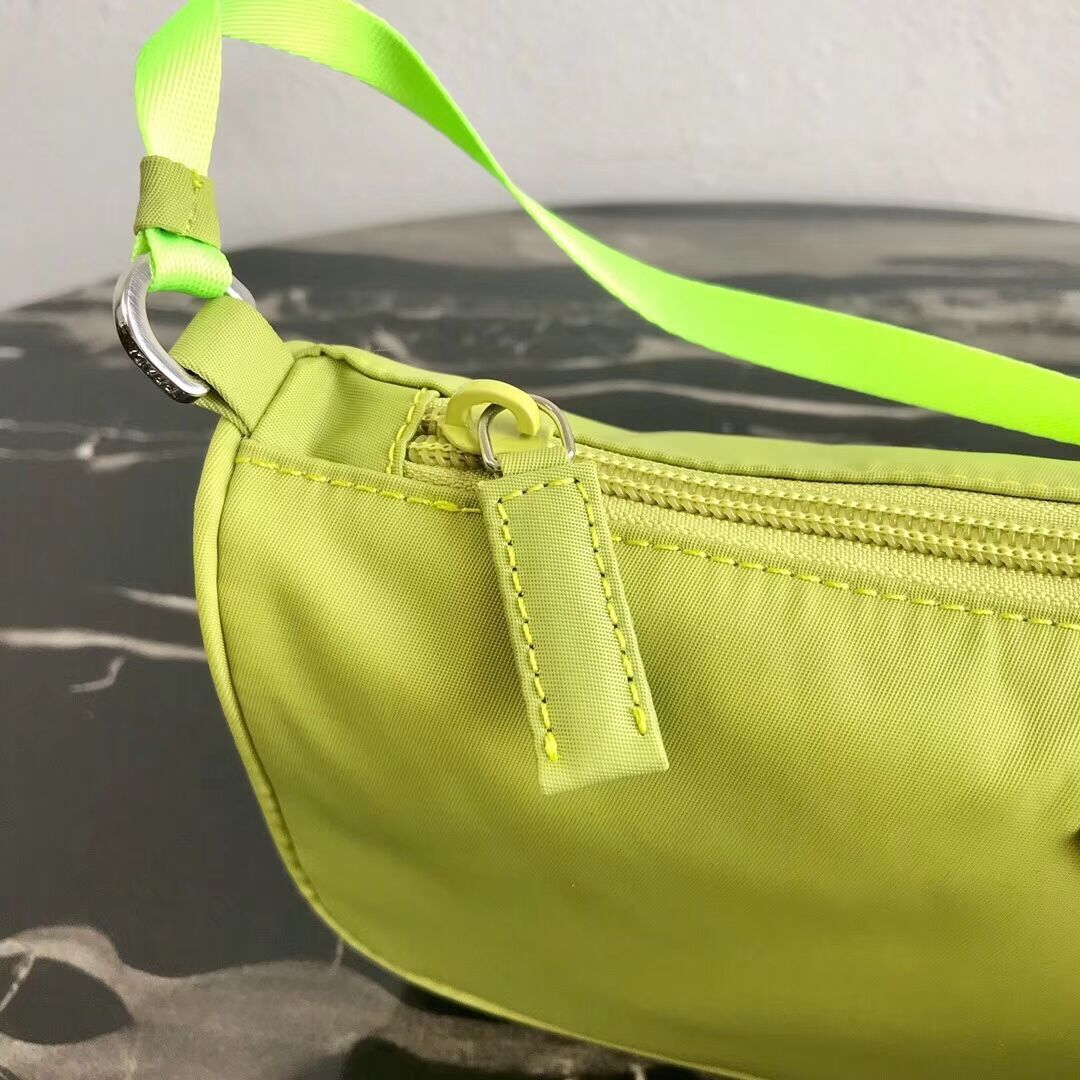 Prada Re-Edition nylon Tote bag 1N1419 green