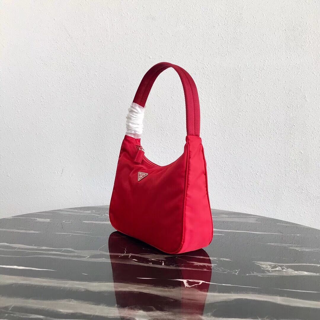 Prada Re-Edition nylon Tote bag MV519 red
