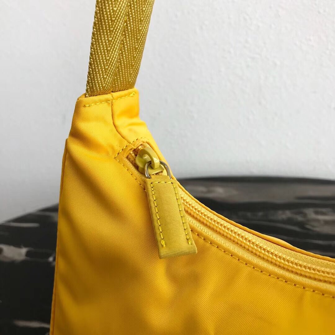 Prada Re-Edition nylon Tote bag MV519 yellow