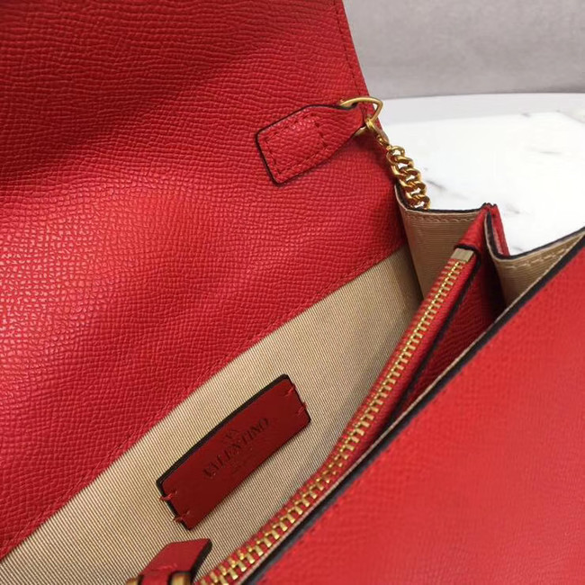 VALENTINO Origianl leather 069 Chain bag red