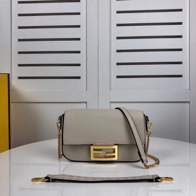 Fendi BAGUETTE leather bag F2467 beige
