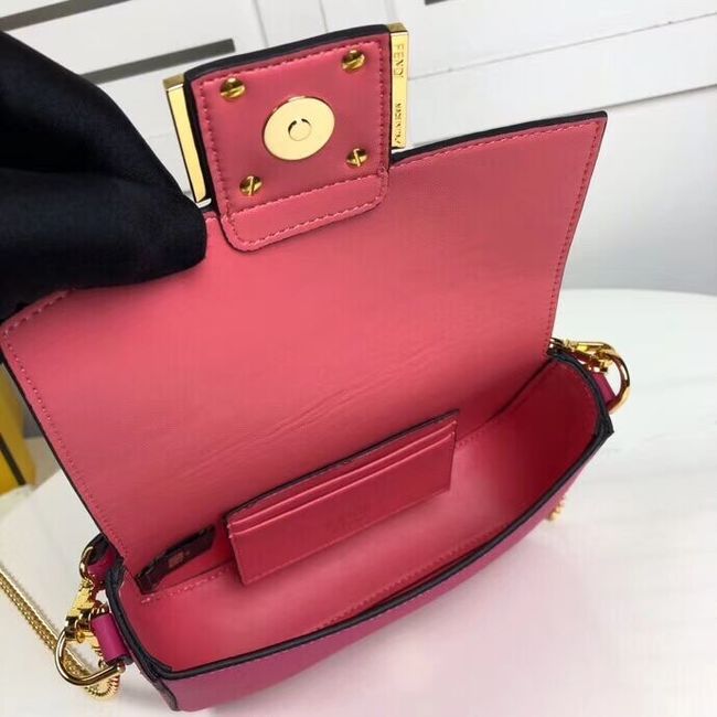 Fendi BAGUETTE leather bag F2467 rose