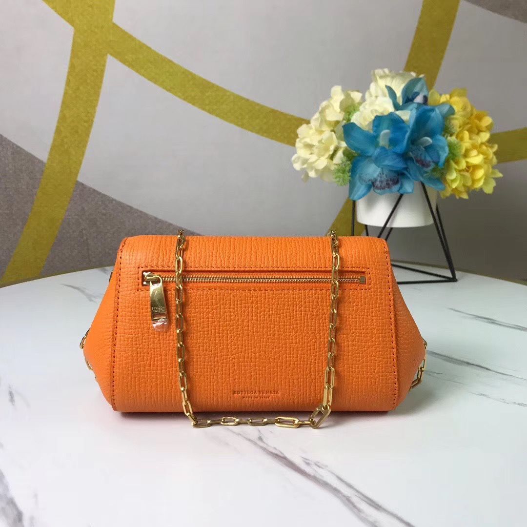 Bottega Veneta Original Leather Mini Chain Bag BV6700 Orange