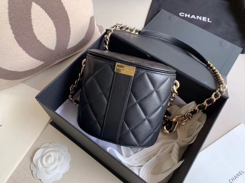 Chanel Original Leather Cosmetic Bag Resin Chain Bag C63298 Black