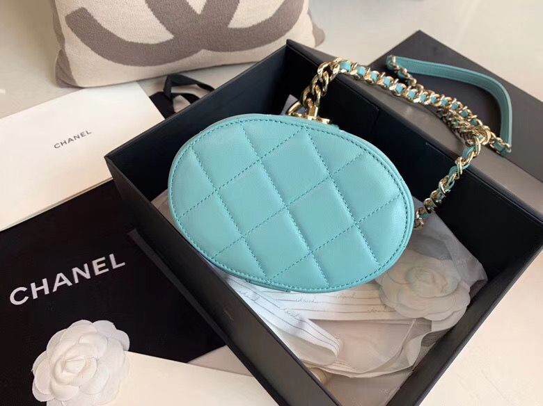 Chanel Original Leather Cosmetic Bag Resin Chain Bag C63298 Green
