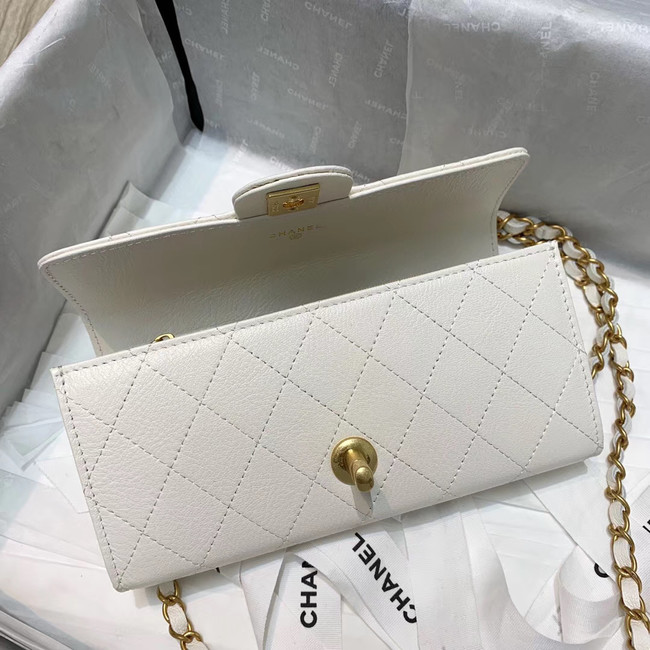 Chanel flap bag AP1001 white