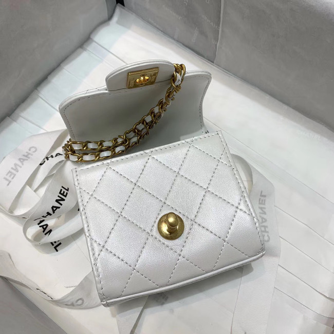 Chanel flap bag AP0997 white