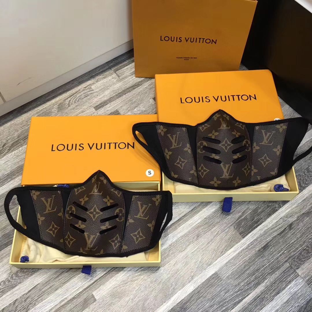 Louis Vuitton Monogram Canvas Masks M6666 Black