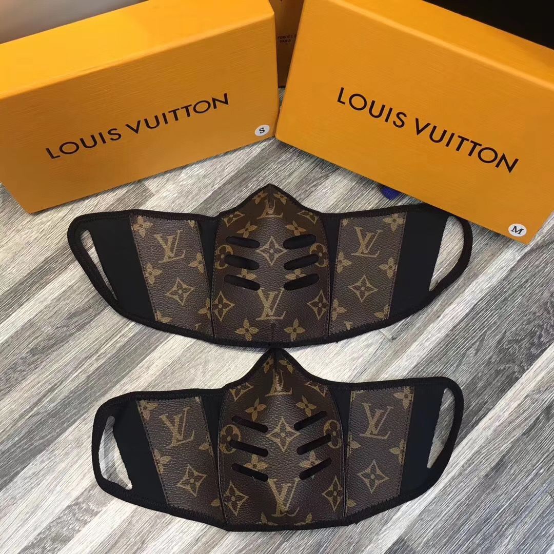 Louis Vuitton Monogram Canvas Masks M6666 Black