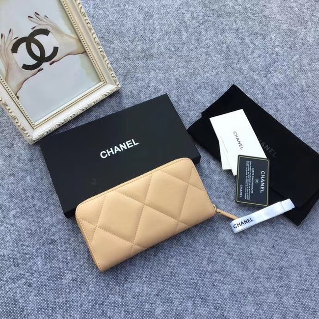 CHANEL 19 sheepskin & Gold-Tone Metal Wallet AP1063 apricot