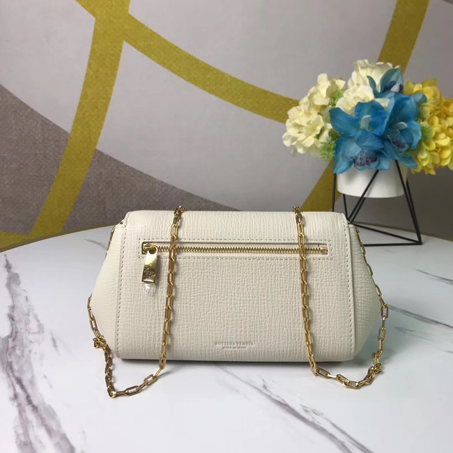 Bottega Veneta Original Leather Mini Chain Bag BV6700 white