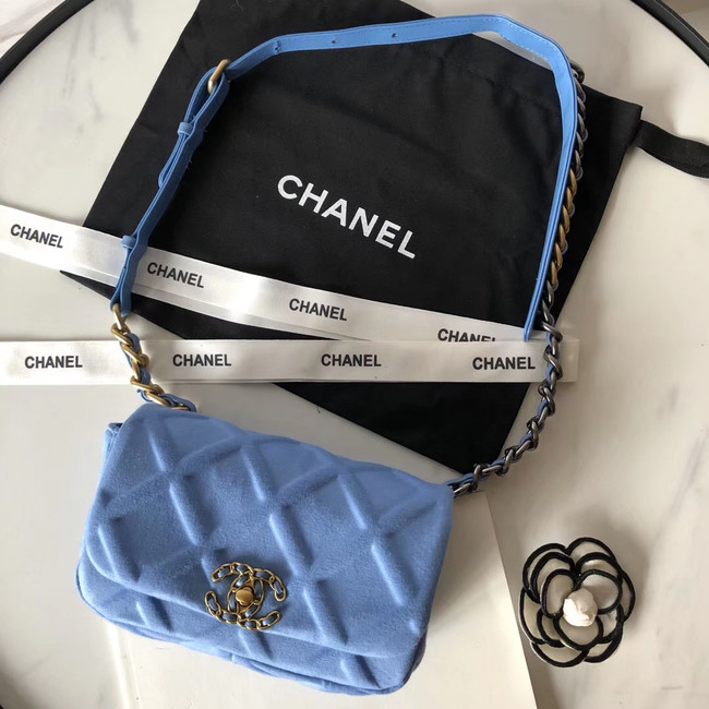 Chanel 19 Bodypack AS1163 light blue