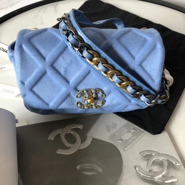 Chanel 19 Bodypack AS1163 light blue