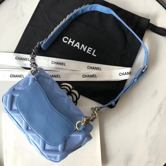 Chanel 19 Bodypack AS1163 light blue