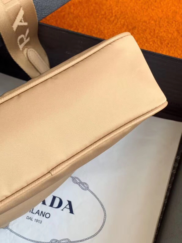 Prada Re-Edition 2005 nylon shoulder bag 1BH204 apricot