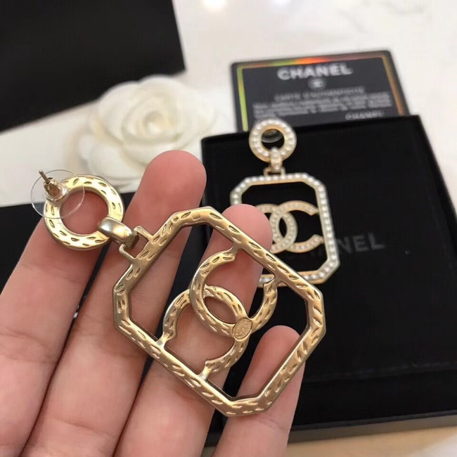 Chanel Earrings CE4756