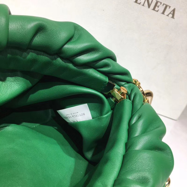 Bottega Veneta Nappa lambskin soft Shoulder Bag 620230 green