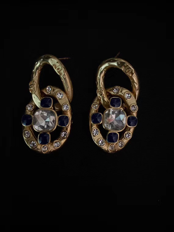 Chanel Earrings CE4863