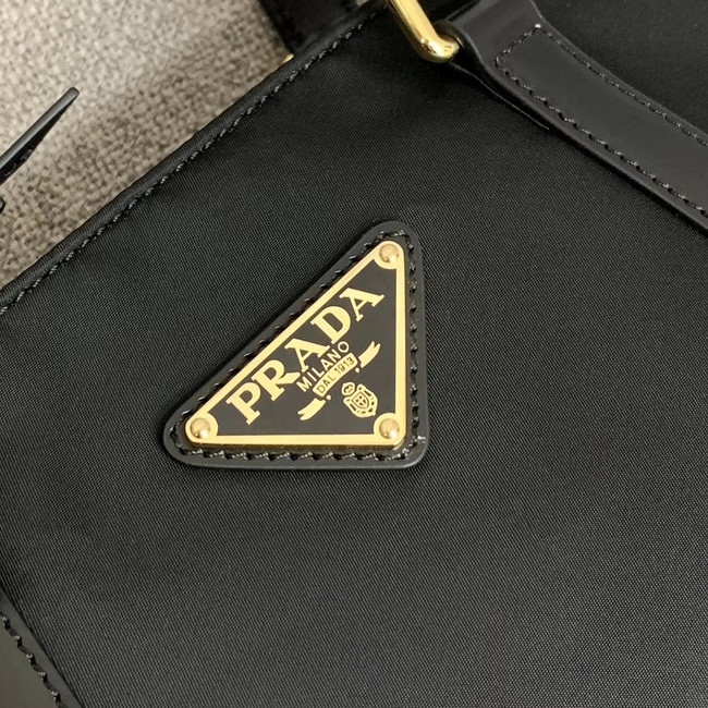 Prada Re-Edition 2000 nylon tote bag 91743 black