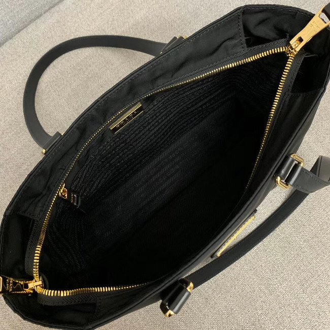 Prada Re-Edition 2000 nylon tote bag 91743 black