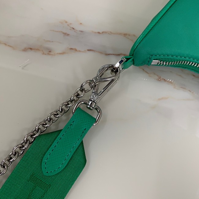 Prada Re-Edition 2005 nylon shoulder bag 1BH204 green