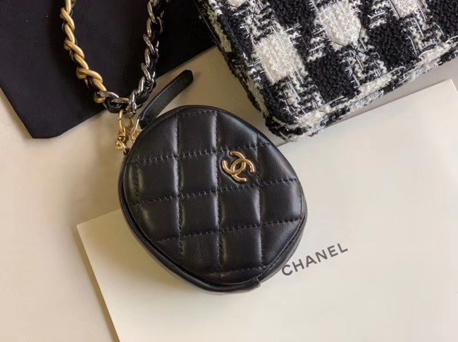 CHANEL 19 Flap Bag WOC 33817 black&white