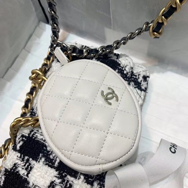 CHANEL 19 Flap Bag WOC 33817 white&Black