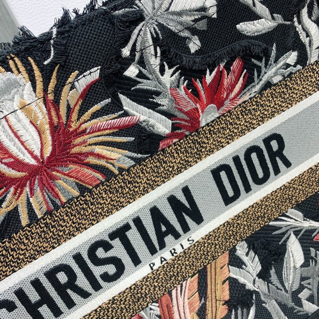 SMALL DIOR BOOK TOTE Embroidered M1296-6