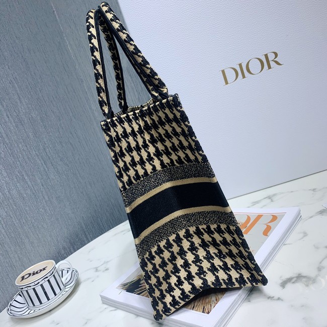 SMALL DIOR BOOK TOTE Embroidered M1296-8