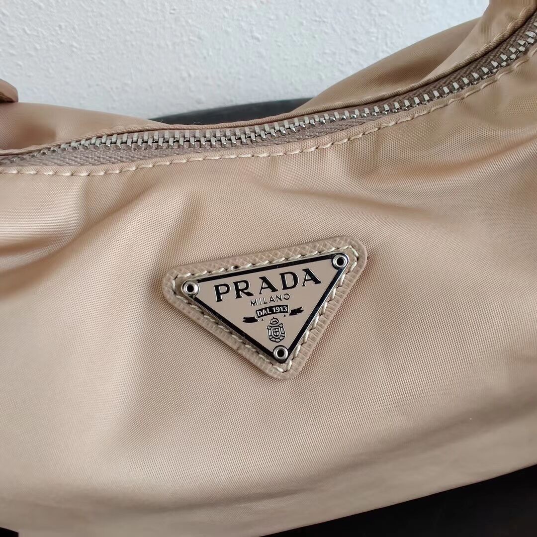 Prada Re-Edition 2005 nylon shoulder bag 1BH172 apricot