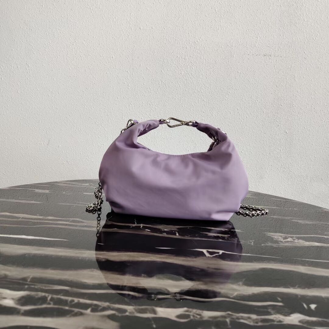 Prada Re-Edition 2005 nylon shoulder bag 1BH172 lilac